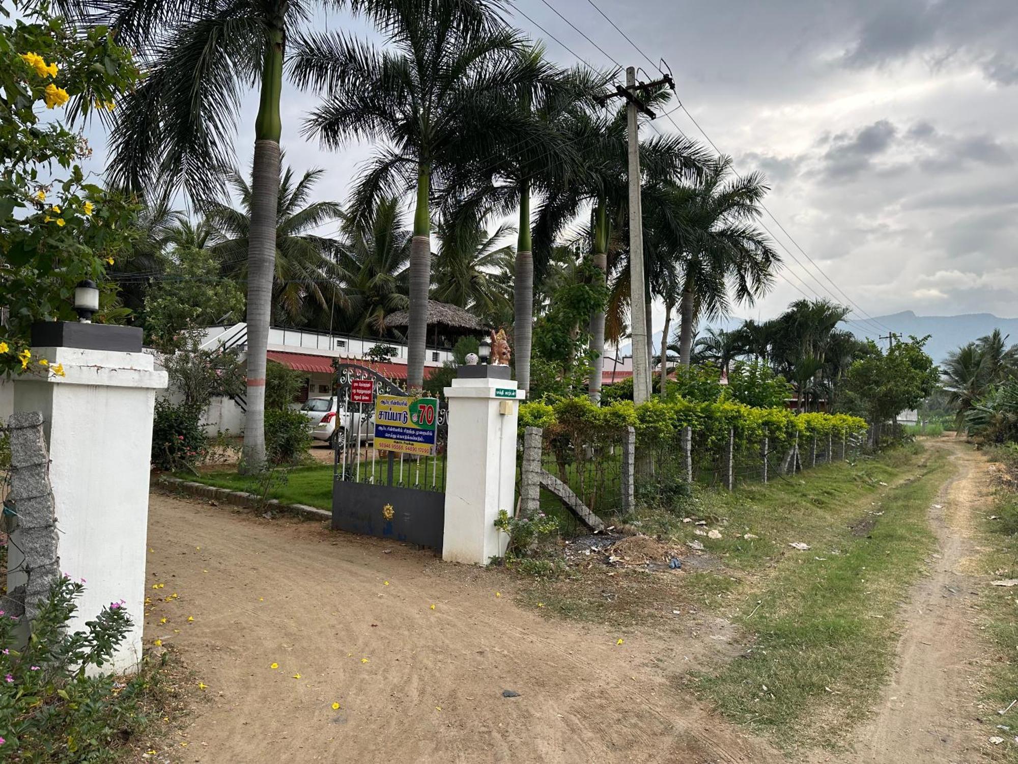 Sakthi Garden Home Stay Erode Buitenkant foto