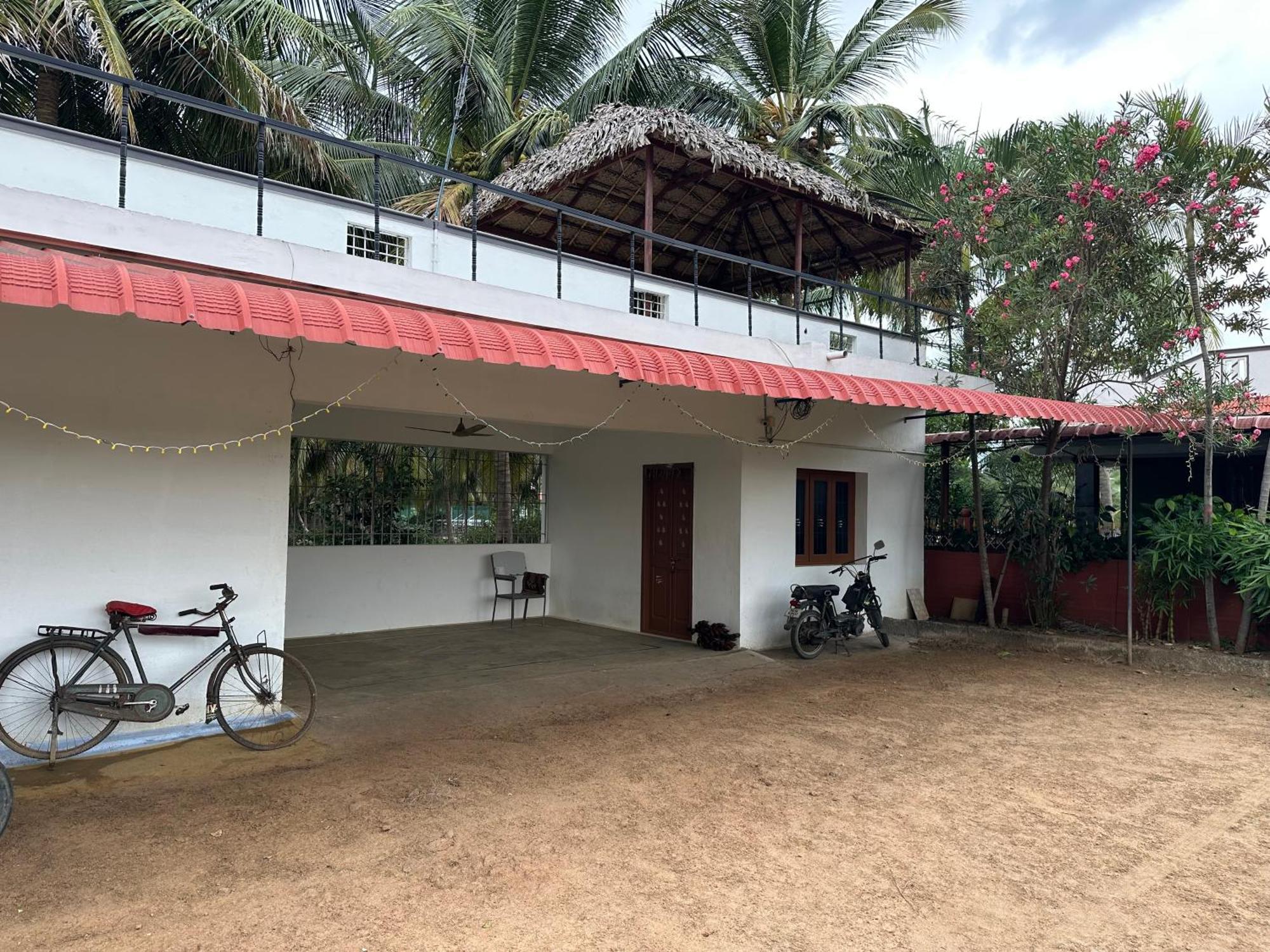 Sakthi Garden Home Stay Erode Buitenkant foto